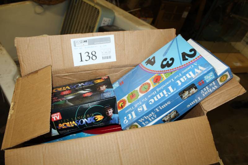 lot 138 image: Board Games, Toys - What Time Is It, Alex Langers AquaSonix, Sno Baller Snow Bal Maker