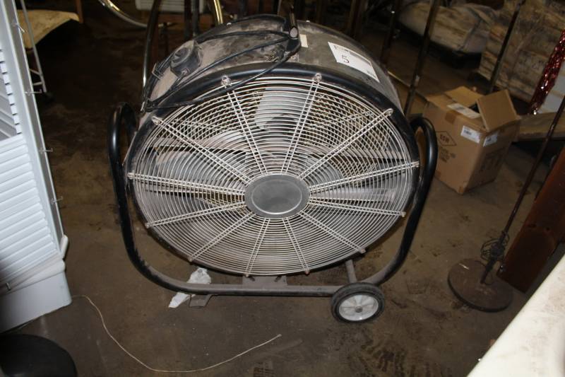 lot 5 image: Orient Fan Company Industrial Rolling Drum Fan
