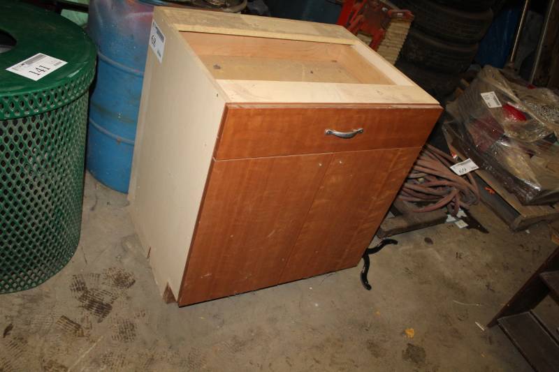 lot 68 image: Standalone Cabinet with 1-Drawer, 2-Doors, 1-Shelf