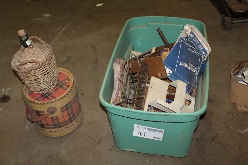 lot 41 image: Vintage Home Goods, Home Dcor - Baskets, Buckets, Wall Hangers, And More