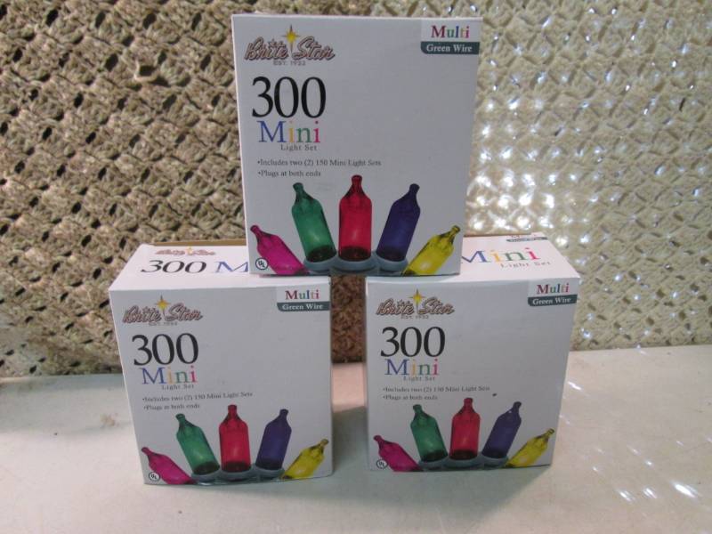 lot 12 image: 3 Boxes of Brite Star 300 Mini Mult...