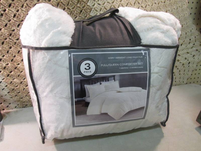 lot 35 image: 3 Piece Ivory Vermont Long Faux Fur...