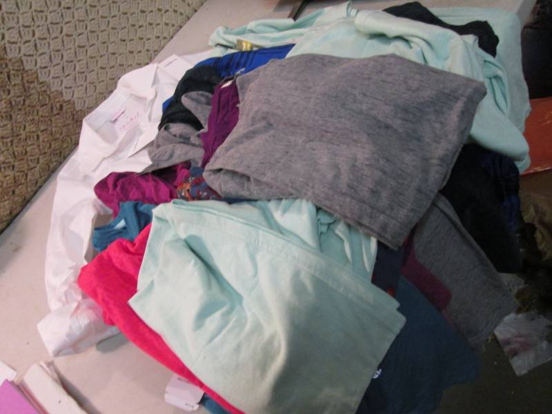 lot 94 image: Lot of Ladies TopsShirts Various S...