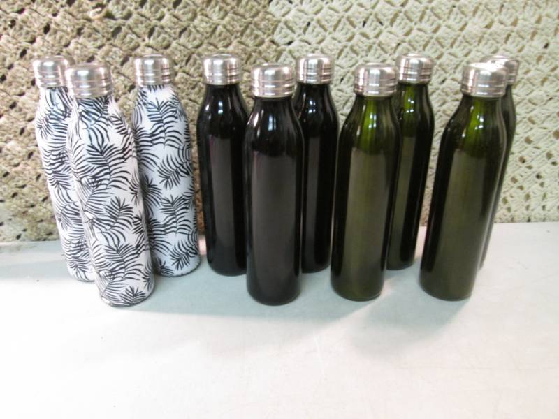 lot 107 image: Lot of 10 Room Essentials 20.6 ounc...