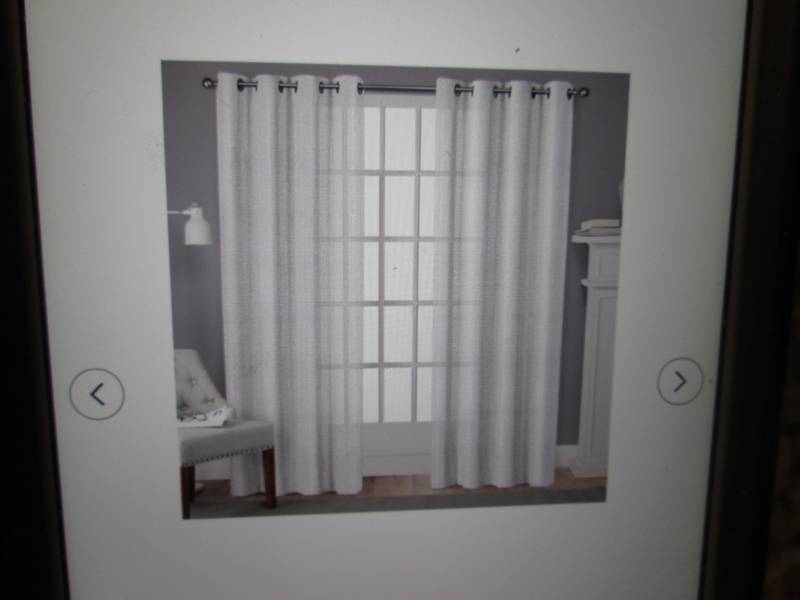 lot 126 image: Lot of 4 Exclusive Home Winfield Cu...