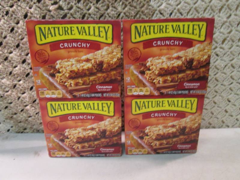 lot 169 image: 4 Boxes of Nature Valley Crunchy Ci...