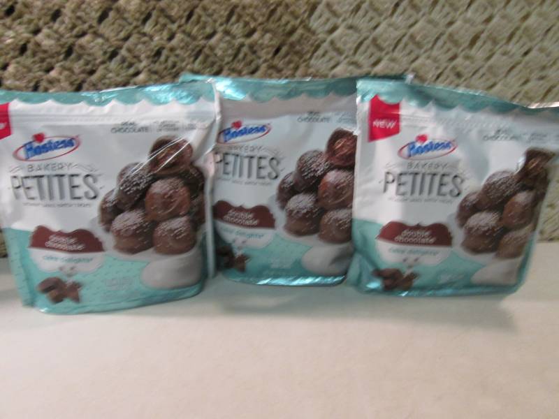 lot 172 image: 3 Bags of Hostess Bakery Petites Ch...
