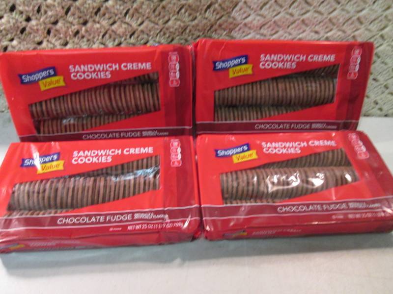 lot 179 image: 4 Packs of Chocolate Fudge Sandwich...