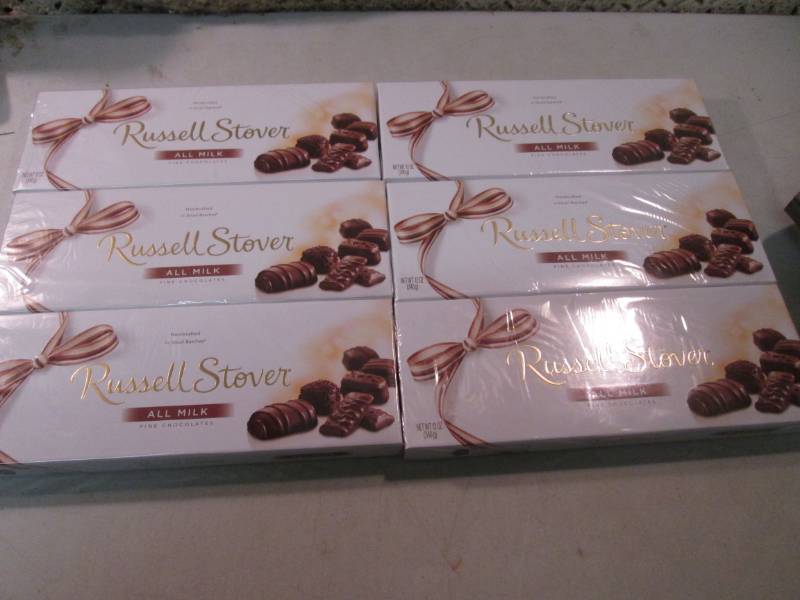 lot 182 image: 6 Boxes of Russell Stover Fine Choc...
