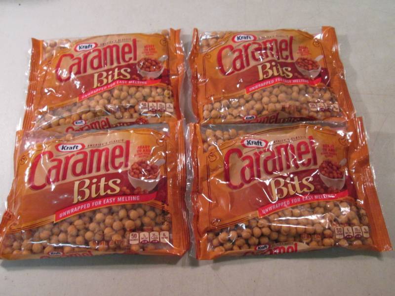 lot 192 image: 4 Bags of Kraft Caramel Bits Best b...