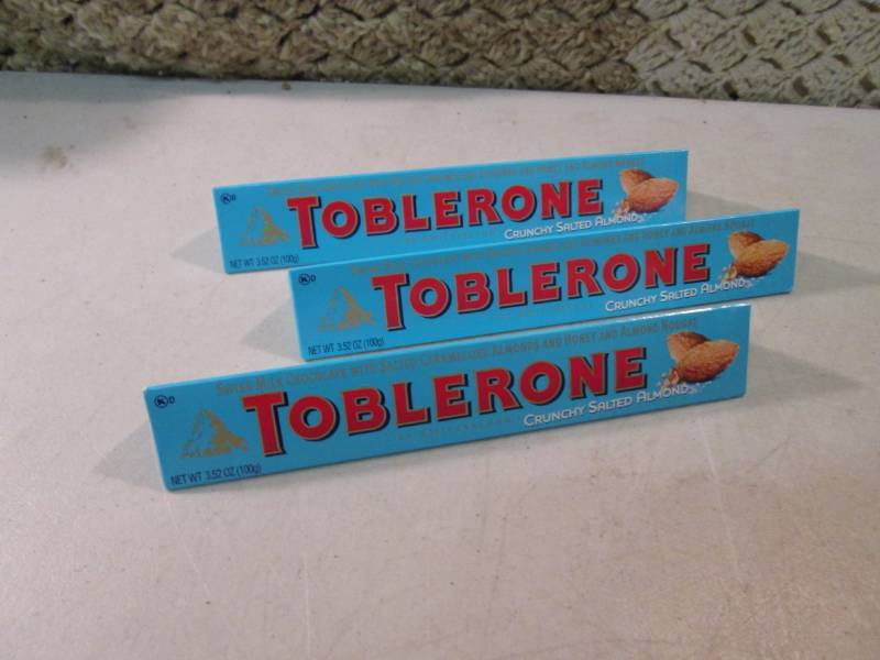 lot 198 image: 3 Toblerone Swiss Milk Chocolate wi...