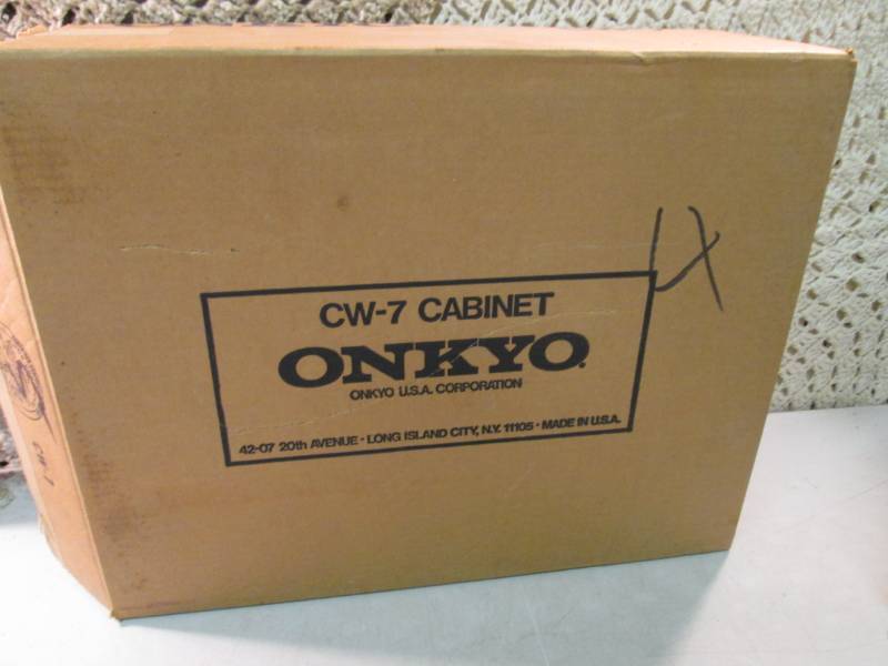 lot 239 image: Vintage Onkyo CW-7 Stereo Component...