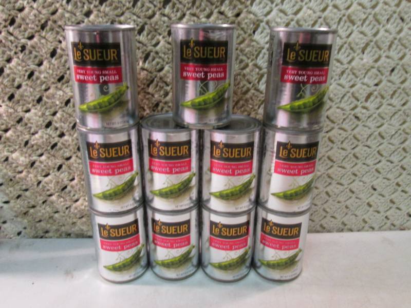 lot 261 image: 11 Cans of Sweet Peas Best by Aug 2...