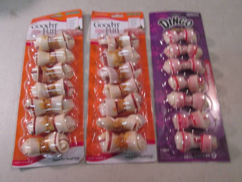 lot 270 image: 3 Packs of Dog Chews Best by Aug 20...
