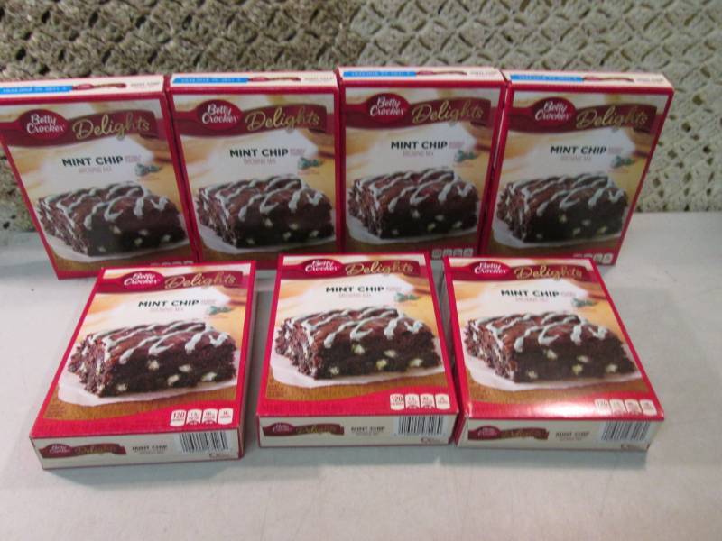 lot 278 image: 7 Boxes of Betty Crocker Delights M...