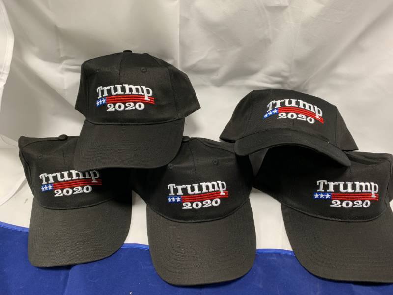 lot 18 image: Lot of 5 Donald Trump 2020 Hats