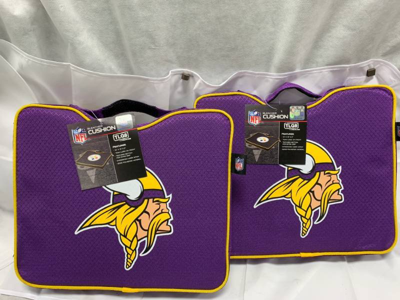 lot 19 image: Lot of 2 Minnesota Vikings Seat Cushions
