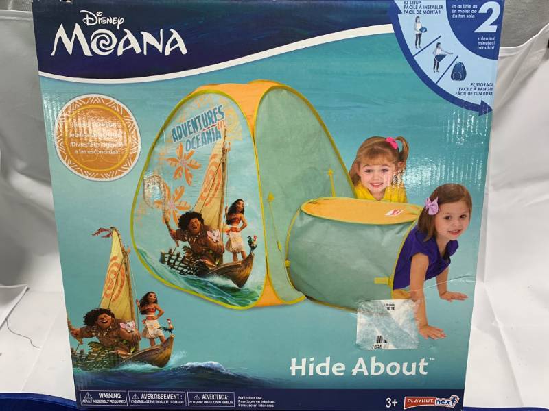 lot 22 image: Moana Kids Hide & Seek Fort