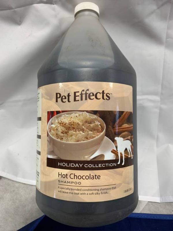 lot 109 image: One Gallon Dog Shampoo