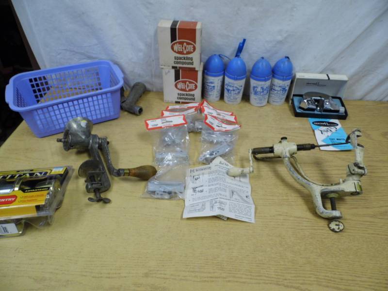 Tutch Latches - Mat Cutter - Apple Peeler