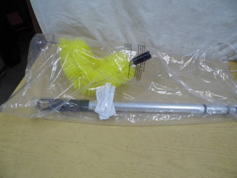 New Telescoping Gutter Brush