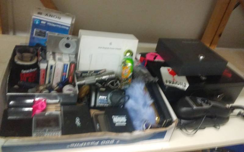 lot 16 image: Digital Cameras, Scales, Phones, Cases, Chargers, E-Cig Parts & More