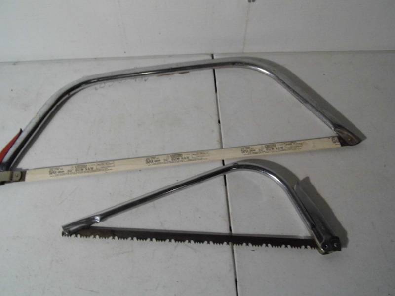 lot 22 image: Saws