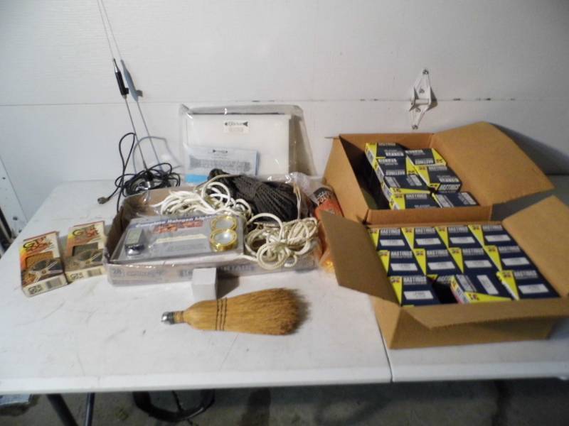 lot 38 image: New Oil Filters - Rope - Filet Board