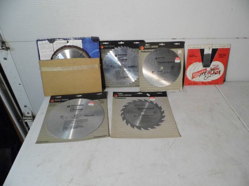 lot 42 image: Saw Blades