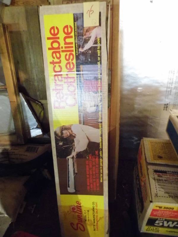 lot 75 image: Patio Screen House - Clothesline