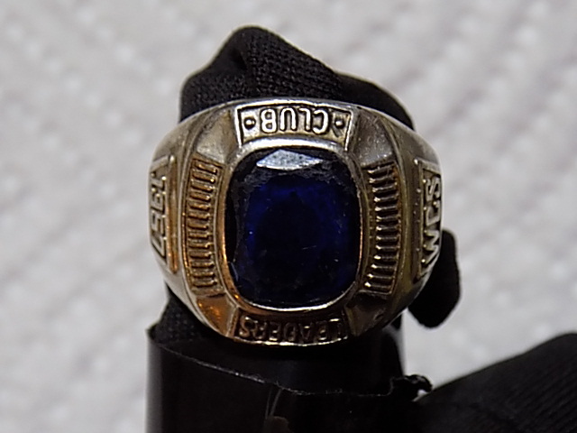 Mens White Ring  Marked 10K