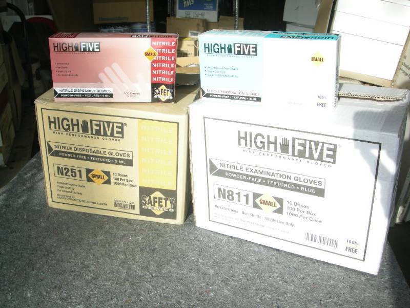 lot 27 image: 2 Cases Nitrile Exam Gloves