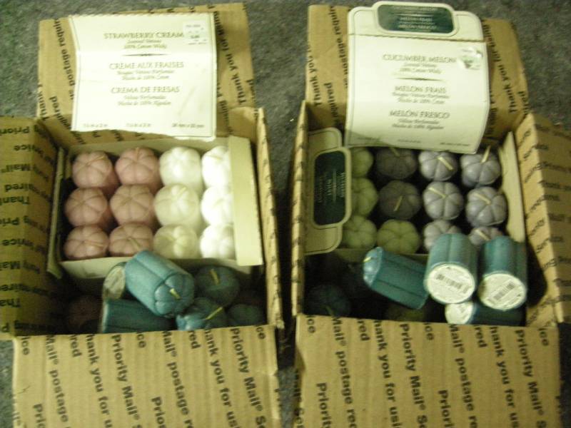 lot 62 image: Group Scented Votive Candles