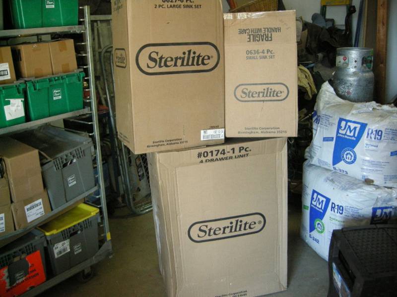 lot 78 image: Sterlite Drawer and Sink Sets