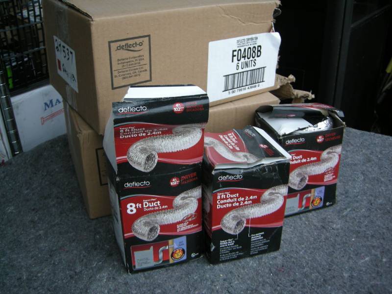 lot 109 image: Deflecto 8 Flexible Dryer Duct