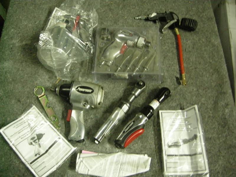 lot 146 image: Coleman Powermate Air Tools