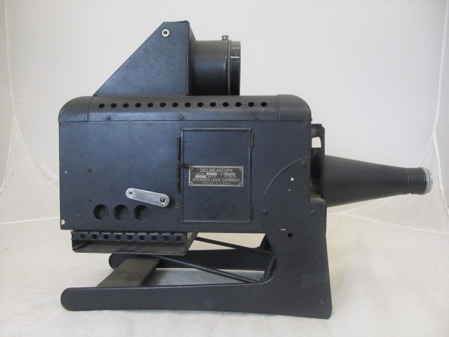 lot 58 image: Rare Large Antique DELINEASCOPE Projector
