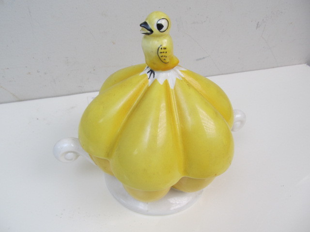 lot 95 image: Rare Signed Vintage MAX ROESLER Glazed Porcelain Chicken Top Egg Holder