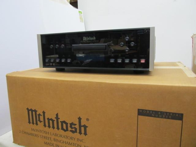 lot 107 image: McIntosh MS750 Music Server wOriginal Box