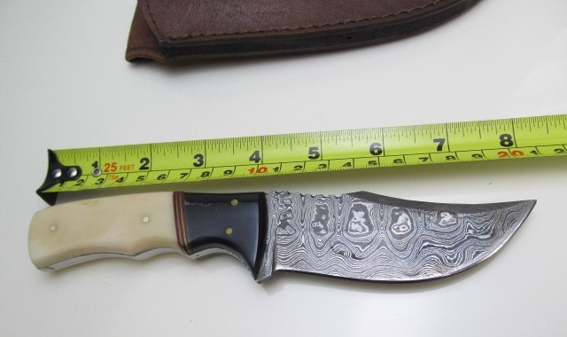 lot 29 image: Exceptional Hand Crafted Fixed Blade Knife by Jeff Heibesen