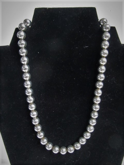 lot 10 image: Genuine TIFFANY Sterling Silver Bead Necklace
