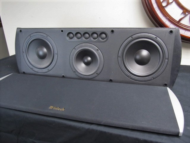 lot 113 image: McIntosh XCS350 Center Loudspeaker