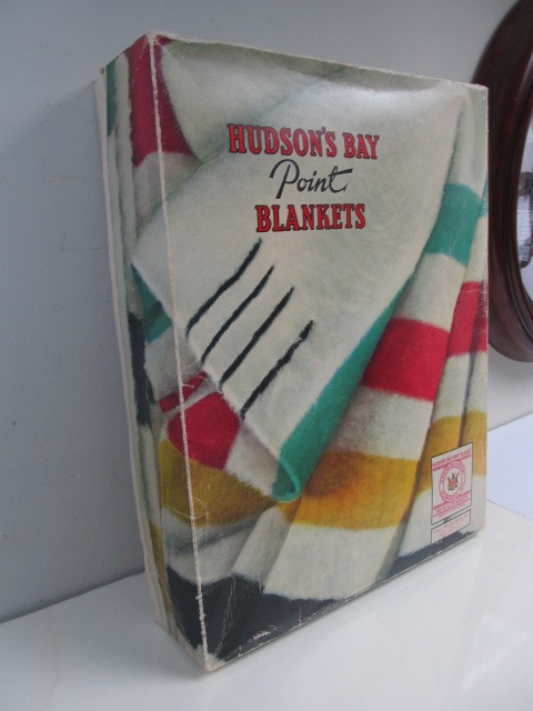 lot 147 image: Old Vintage 4-Point HUDSON BAY Wool Blanket - MINT IN ORIGINAL BOX