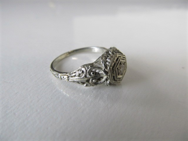 lot 168 image: Original Antique 18K White Gold Diamond Ring