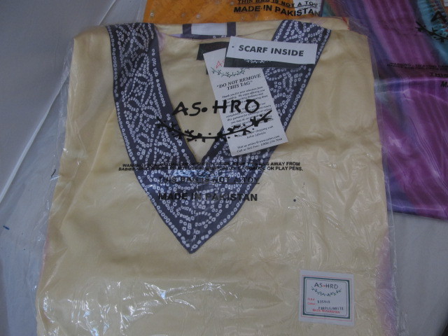 lot 20 image: Lot of 6 BRAND NEW ASHRO Caftans & 1 Skirt