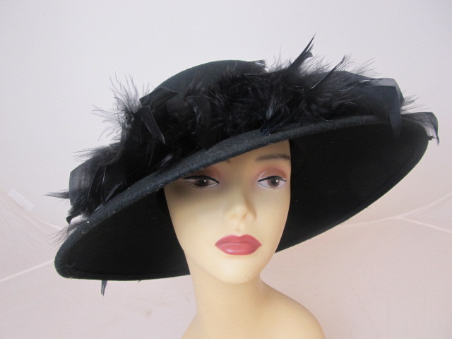 lot 12 image: BETMAR Luxury Womens Hat Black w Black Feathers