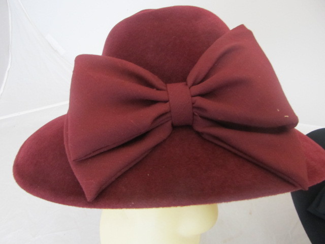 lot 15 image: BRAND NEW Black & Scarlet MYSHA Wool Hats w Bow