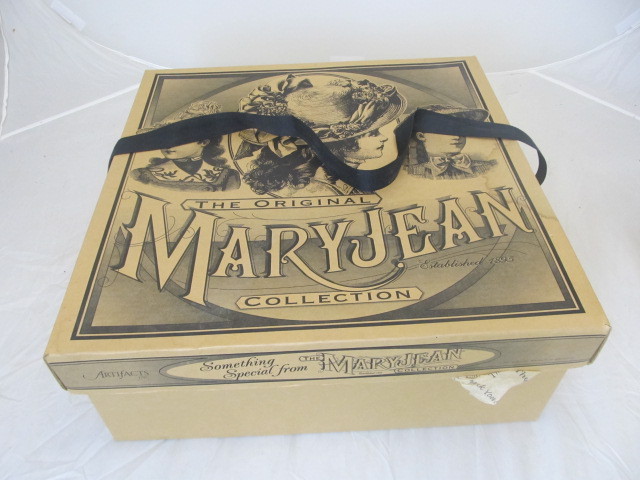 lot 34 image: MARY JEAN COLLECTION Womens Fancy Hat - Tan w Black Feathers