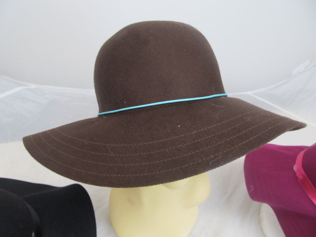 lot 84 image: Set of 3 BRAND NEW Floppy Sun Hats - Brown, Cranberry, Black
