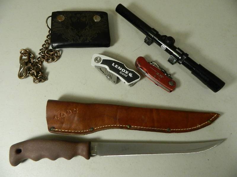 lot 66 image: Buck Filet Knife and More